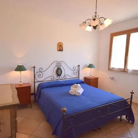 בית נופש Detached Located In A Residential Area A Few Kilometers From The Sea קאסטלמארה דל גולפו